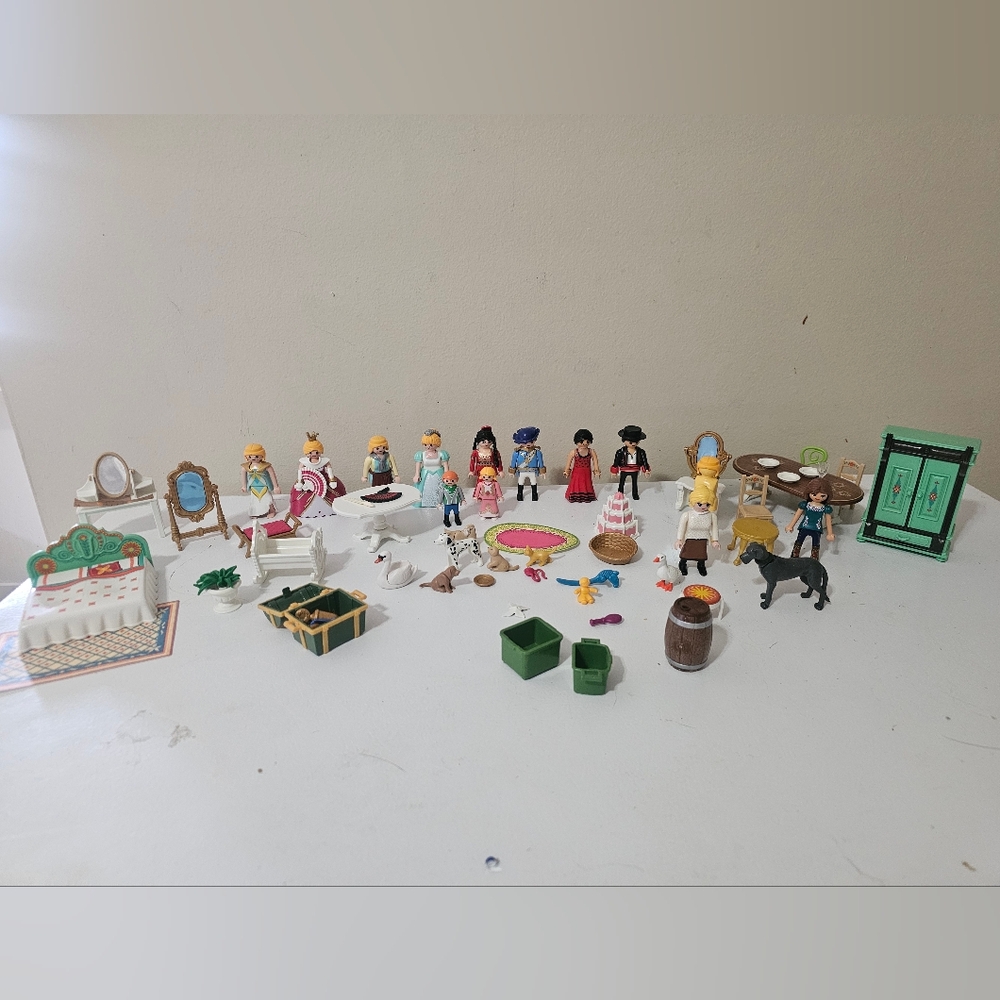 Playmobil Figures And Accesories